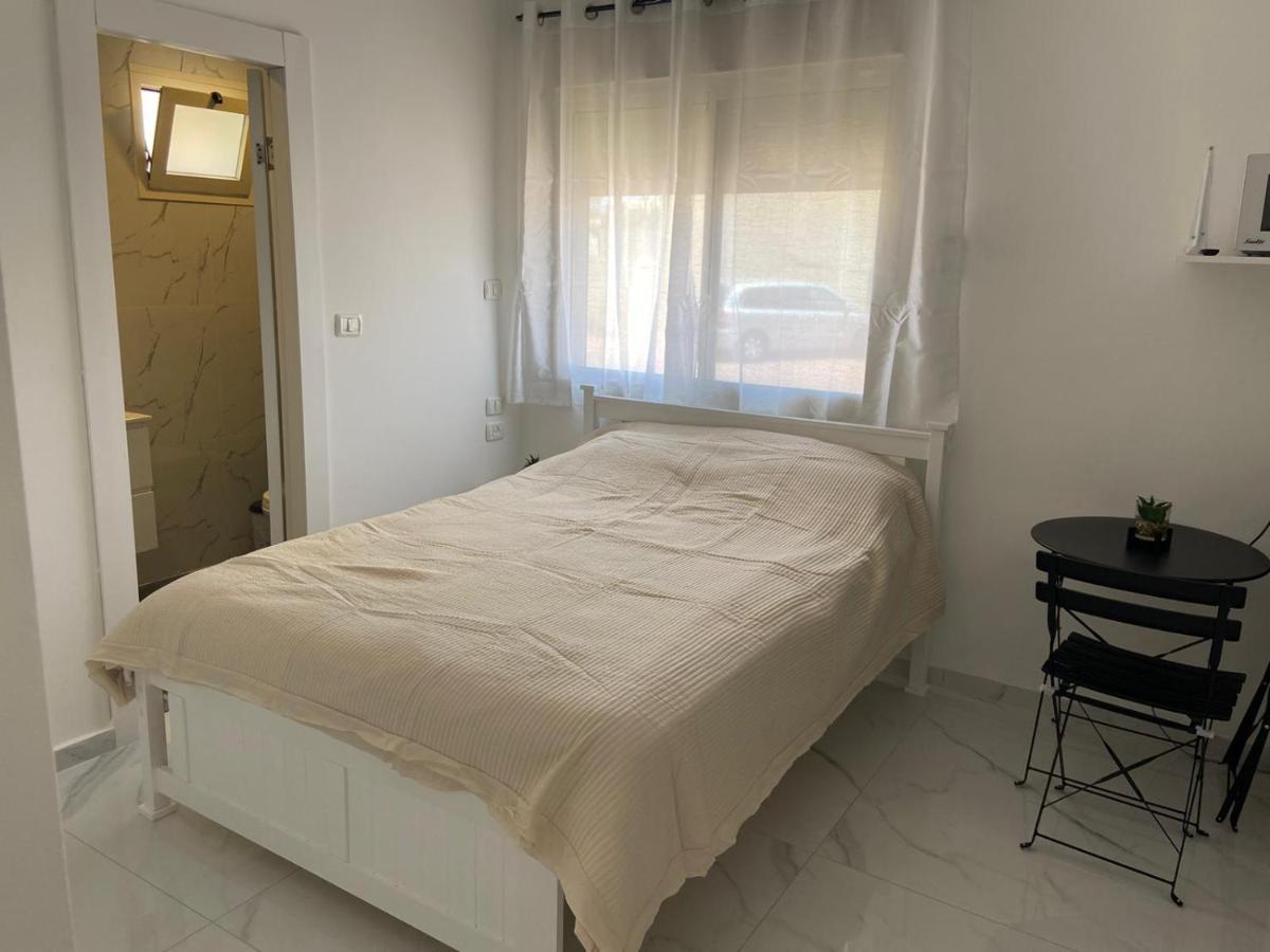Hotel פנינת הדקל בבאר אורה Exteriér fotografie