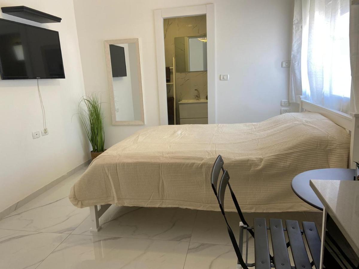 Hotel פנינת הדקל בבאר אורה Exteriér fotografie