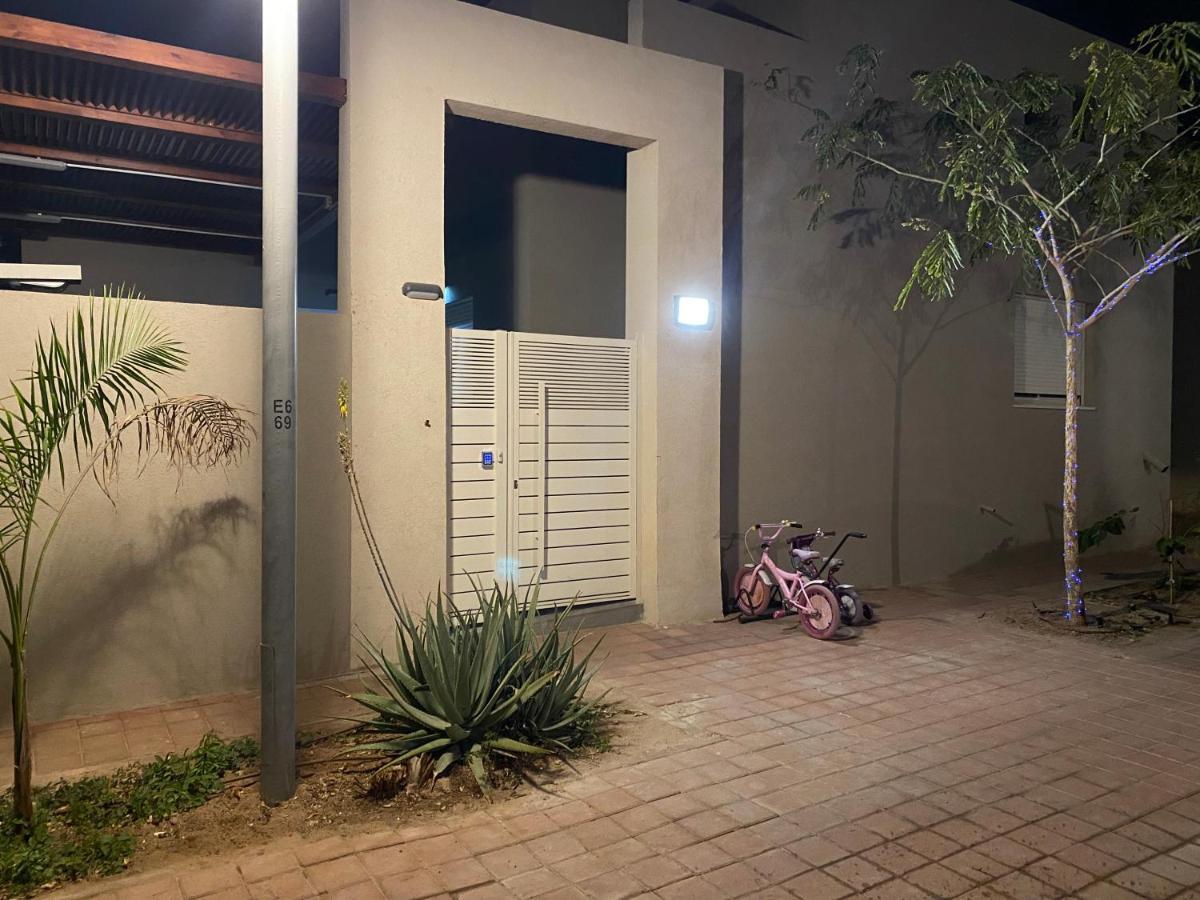 Hotel פנינת הדקל בבאר אורה Exteriér fotografie